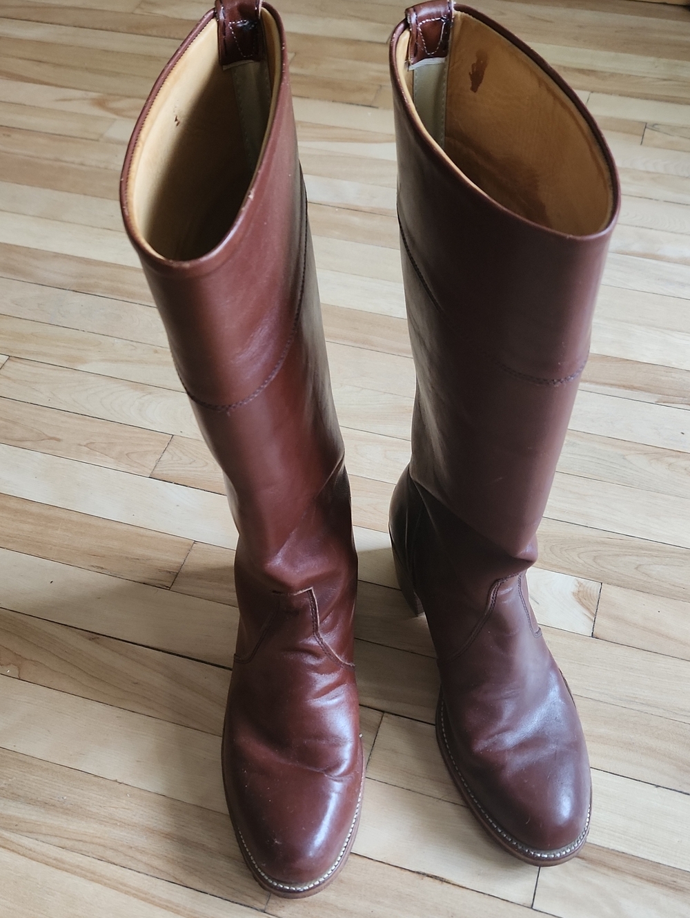 Women’s Over-the-Knee Leather Boots in Brown